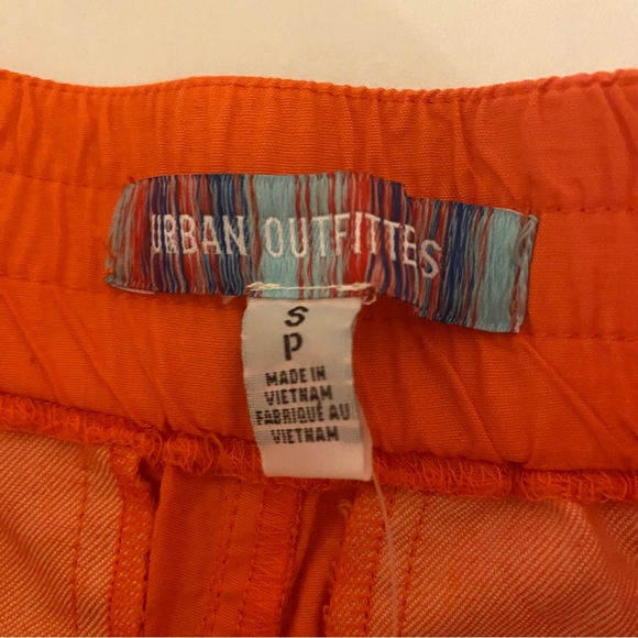 NWT Urban Outfitters Small Orange - Picture 3 of 10